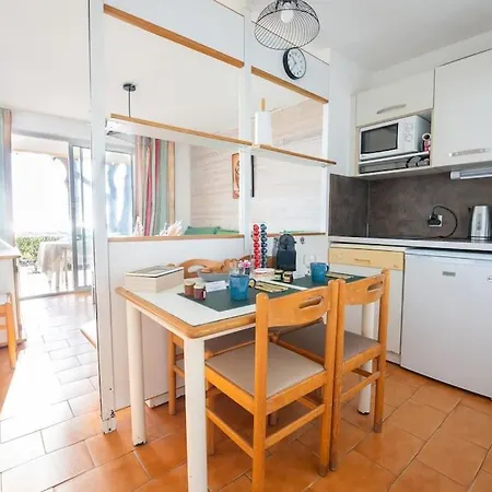 Au Calme, Dans Les Pins, Avec Vue Et Piscine Apartment *